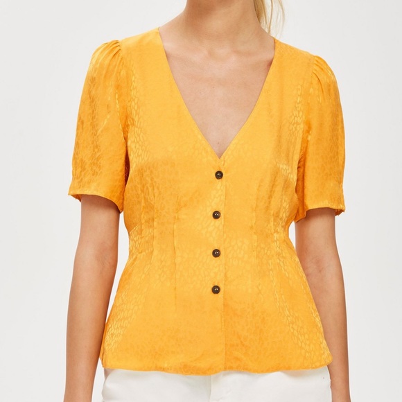 Topshop Tops - Topshop Leopard Print Jacquard Shirt Sz 4